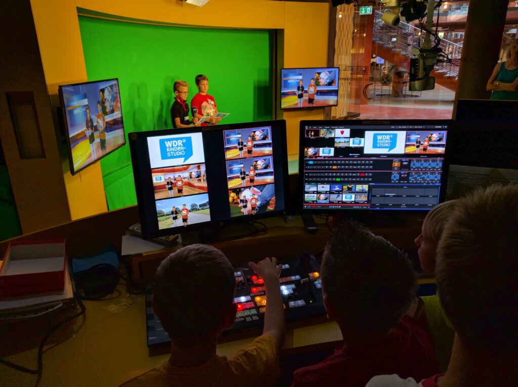 Besuch im WDR Kinderstudio